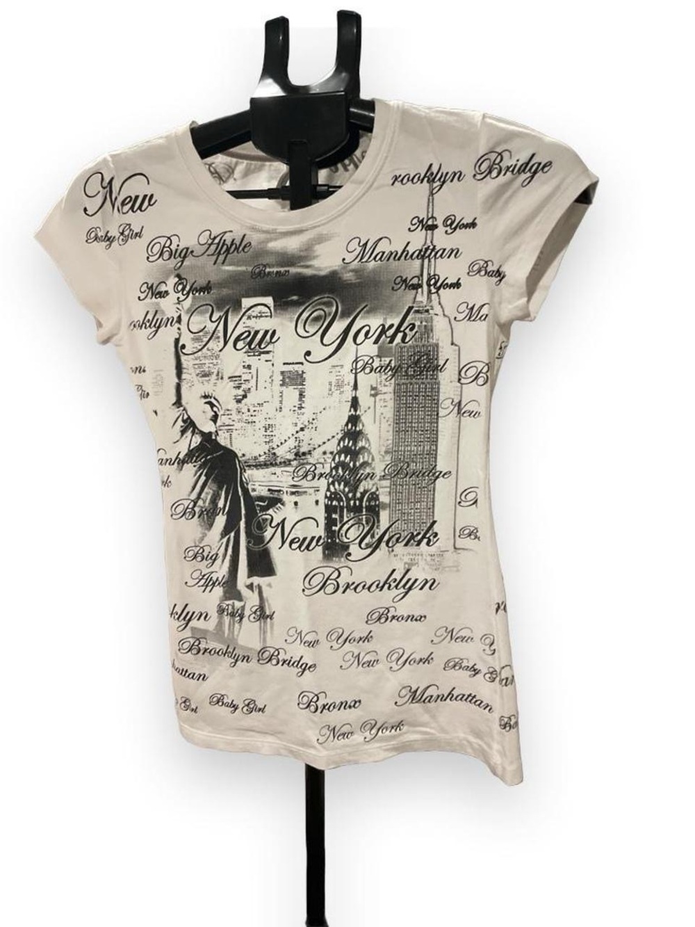 Reserved Cream & Black New York Graphic Short Sleeve Tee